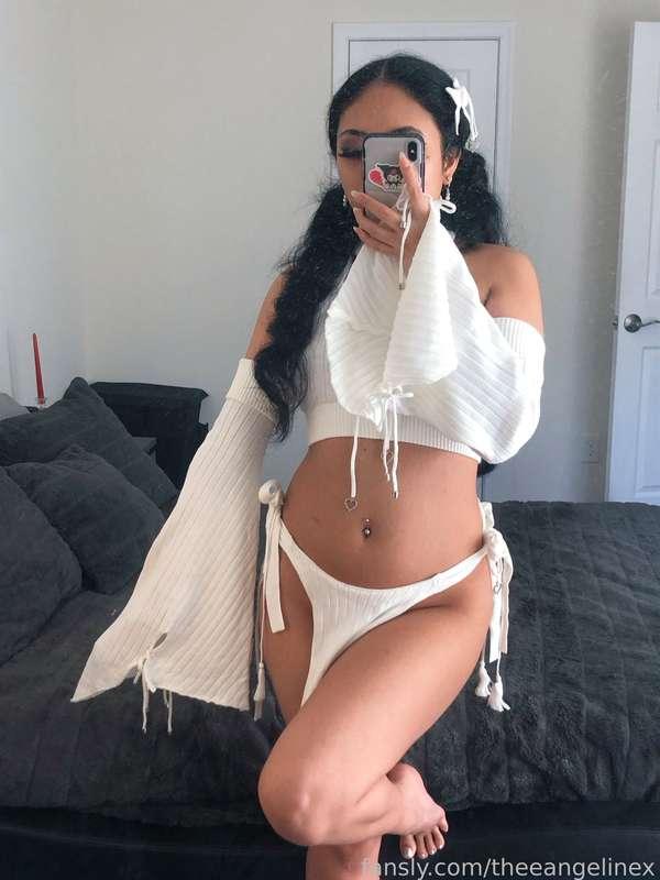 theeangelinex image #3