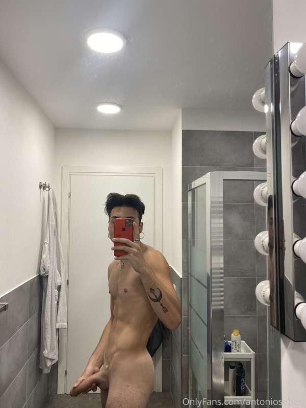 👅