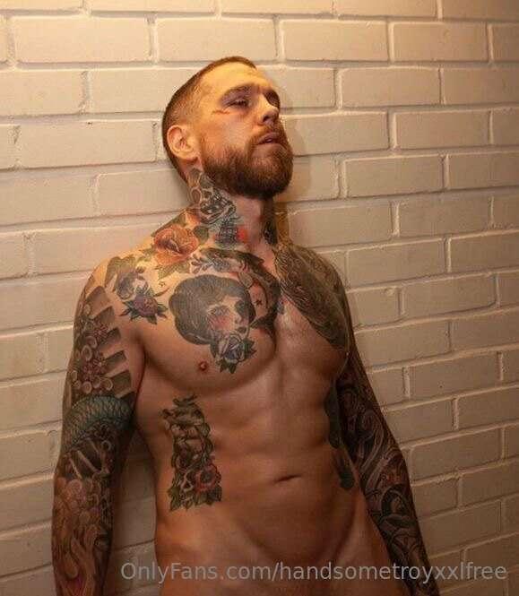 ***PROMO - model tagged*** 
HELLO! I'M YOUR NEW SEXY NEIGHBO..
