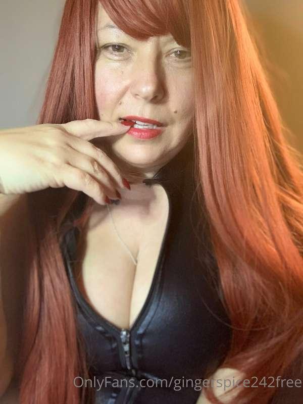 Red hair day