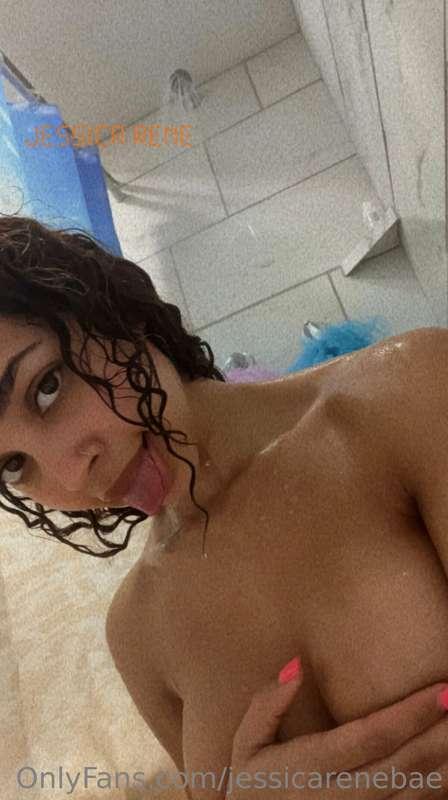 Morning shower like if you would love to join me💦🧼