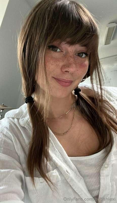 Good Morning 🥰🥰

How horny are you from a scale from 1-10 to..