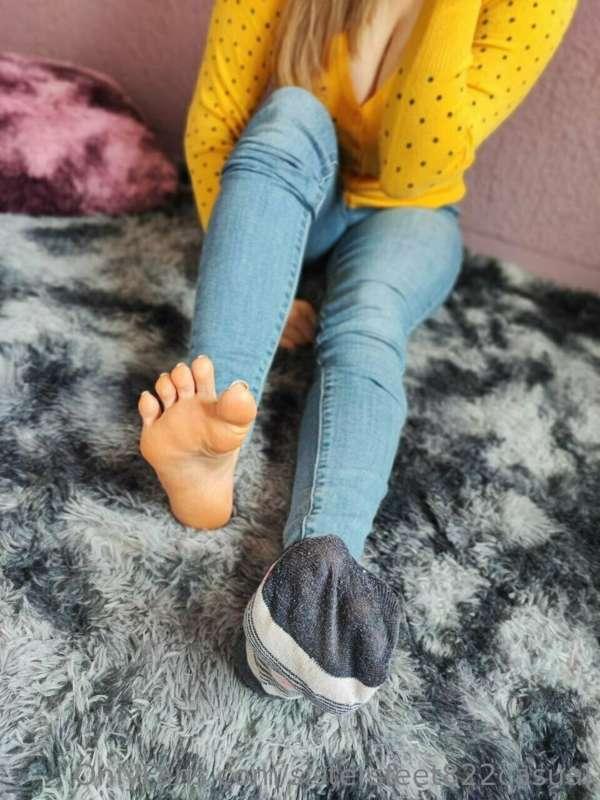 do you like socks?

would you like to try them?
We also sell..