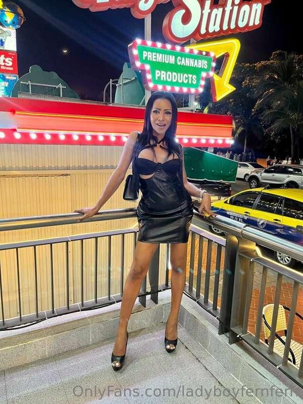 night life ✨