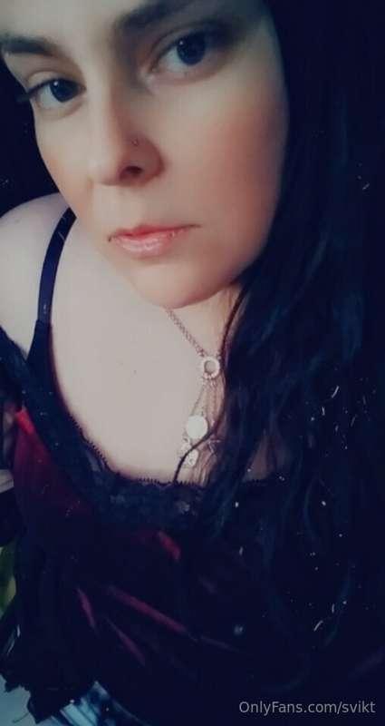 Velvet 🖤