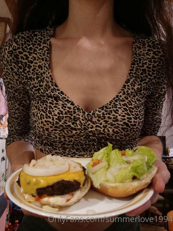 Had corn on the cob and homemade fries too but they didn't m..