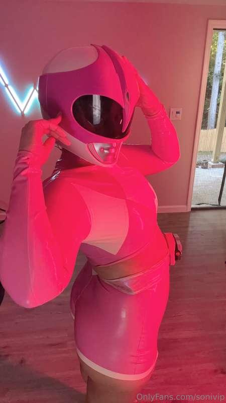 Kimberly is soooo hot 🥵 