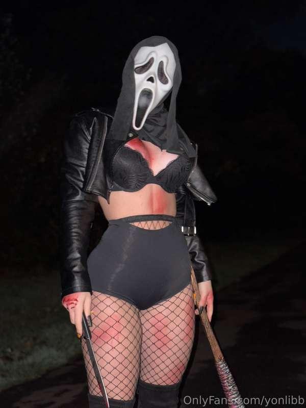 Happy Halloween bby 🎃 @yonlibarry 