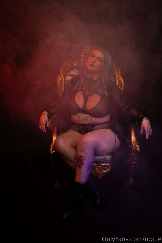 Demon queen waiting for your soul