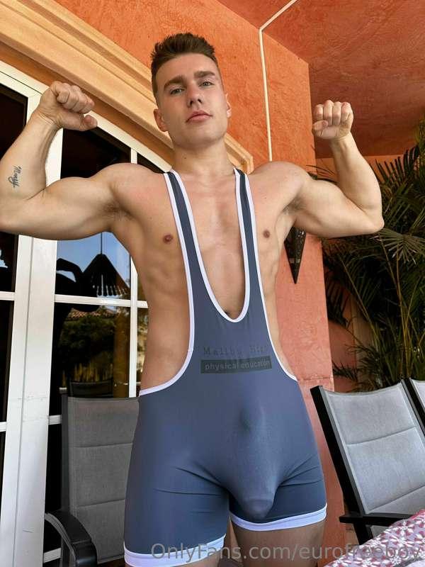 Skip the gym and workout my third leg