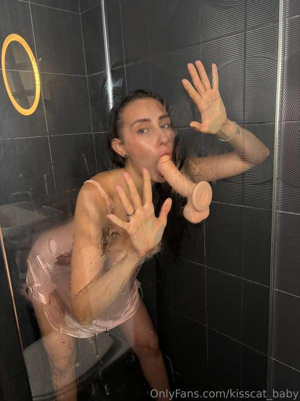 I'm sooo horny now 💦 Will u help me solve this problem?

🌸 𝙈..