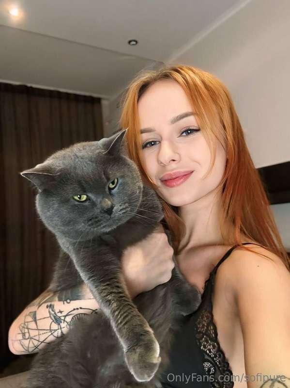 My strong and independent man 😁 always needs my hugs, will h..