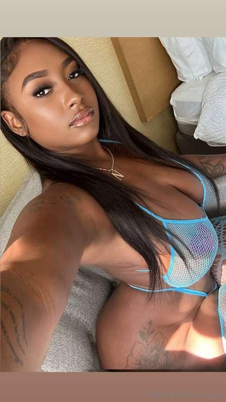 Want nudes ? 😇😜 inbox me baby