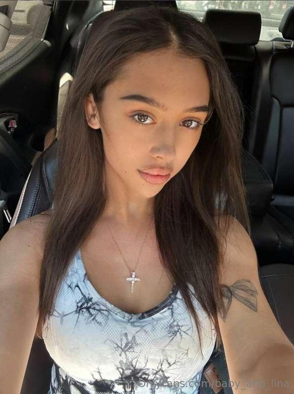 This cutie 💕 @vanessamood 💞 dirty thoughts will blow your mi..