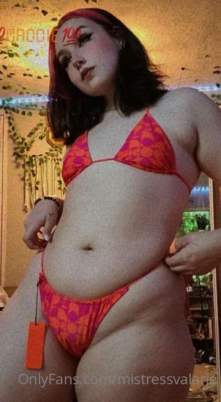 New Bikini, who wants to see me take it off?🥵