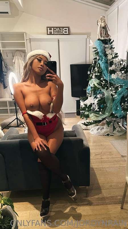Going to fuck Santa to get on his nice list 😈