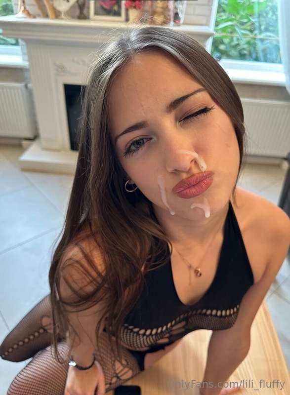 FREE 🤪💦🔥 You want to see her @jeanne_baby18 e tearing her pu..