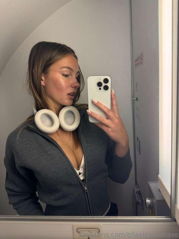 would daddy help me join the mile high club? ✈️