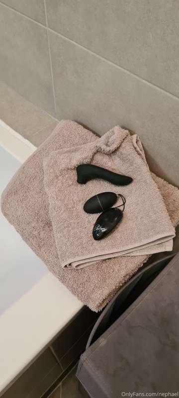 Je suis chez une copine pour la soirée. Je lui ai dit que j'..