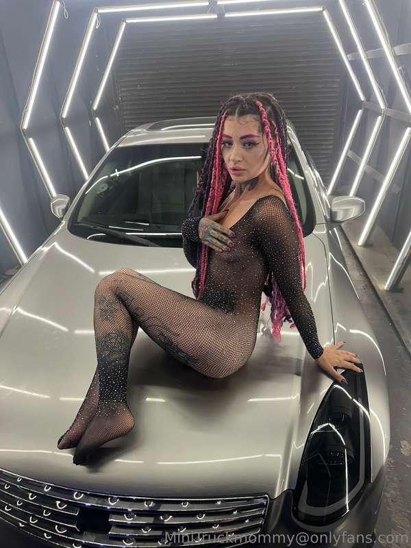 POV you're my photographer and you get to shoot some naughty..