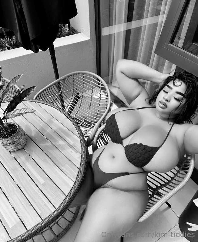 I'm not just a snack, I am the WHOLE damn MEAL 😈💋https://onl..
