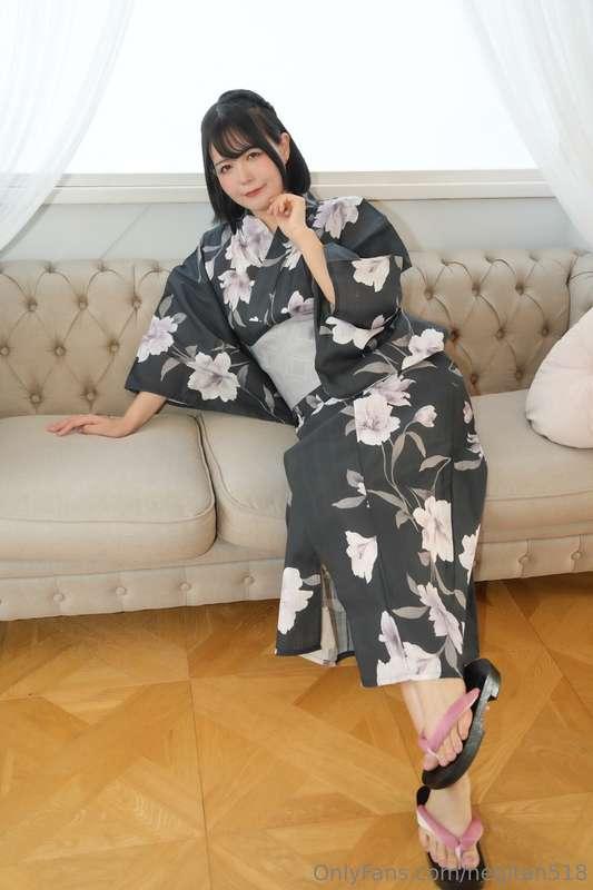 33 sexy shots of Negi in yukata.❤️