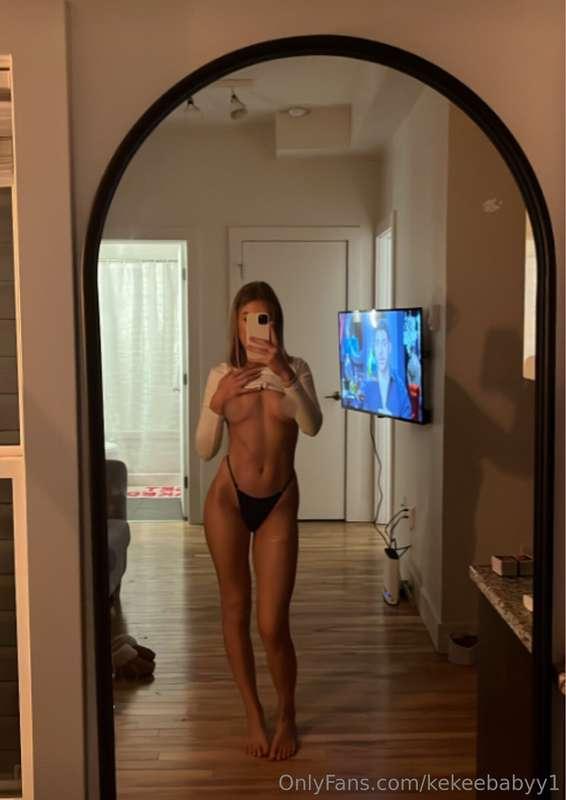 New place, new pics for daddy 💕