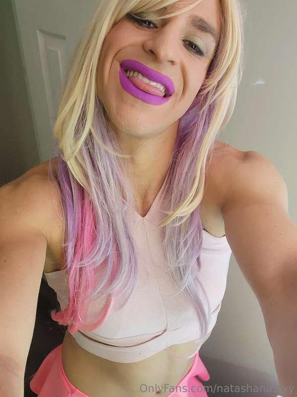 Good morning! Sissy femboy life is so much fun! Don't you wi..