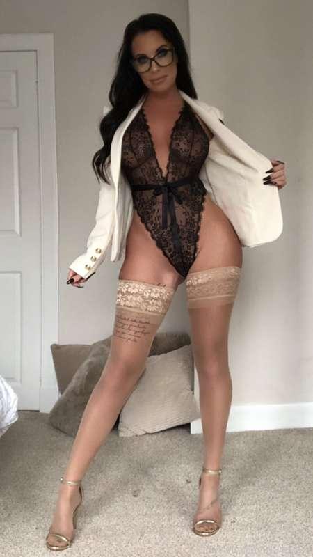 Rate my outfit 🌟 if you rate less than 5 stars you need to e..
