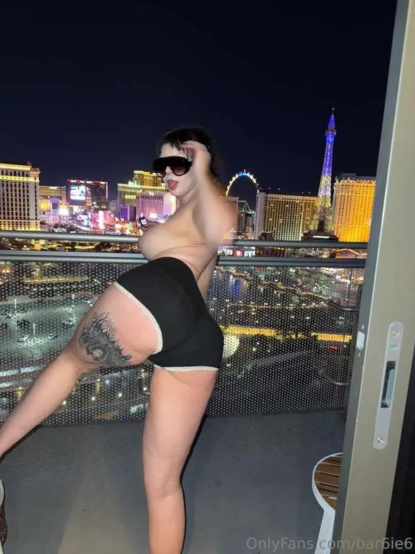 What happens in vegas stays on Onlyfans 😈