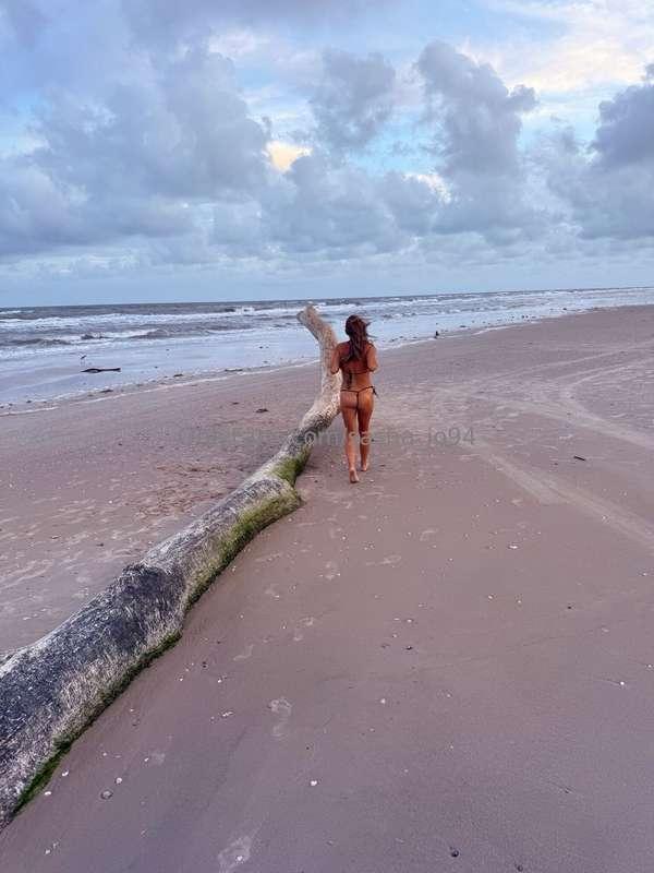 Finally got to take some naughty pictures on this washed up ..