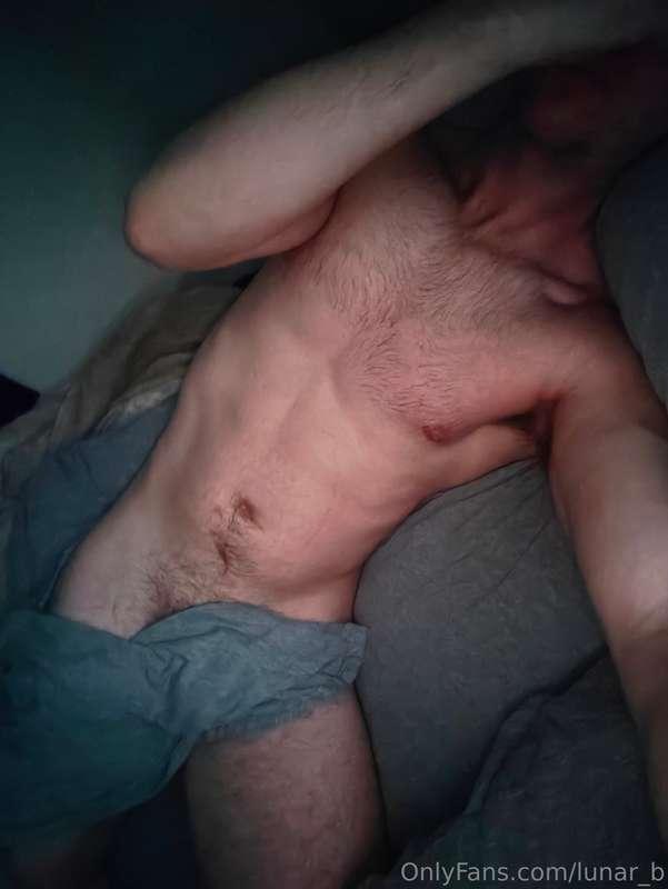Moving slow this morning and really want some Saturday snugg..