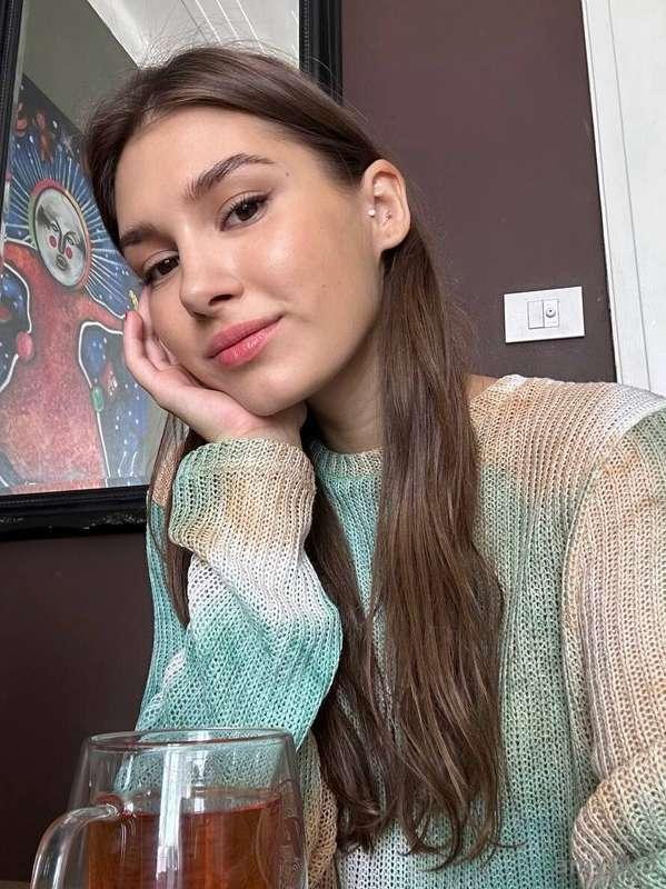 Time to break for tea and a chat with you ☕️❤️
 I waiting fo..