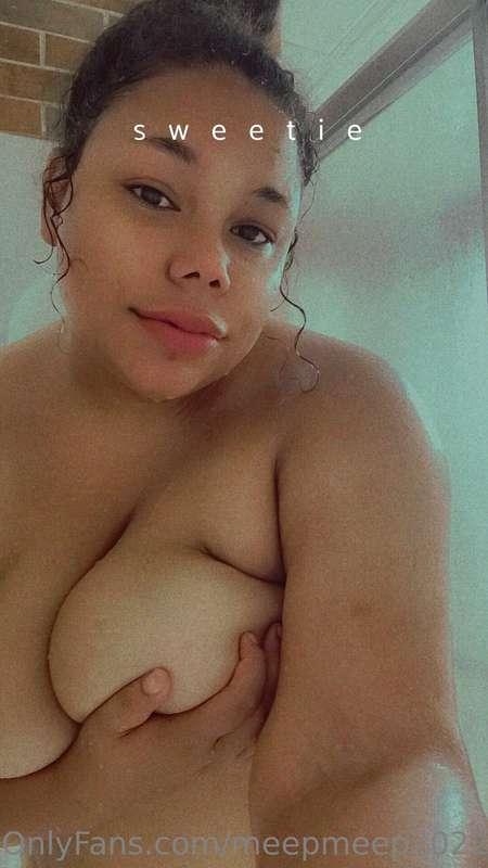 This is a snack that smiles back 🤪