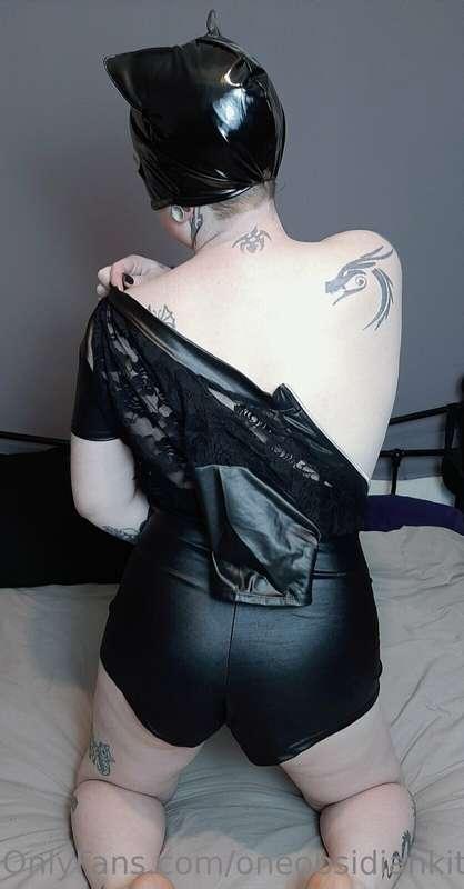 Hump day again! I hope everyone is having a great week so fa..