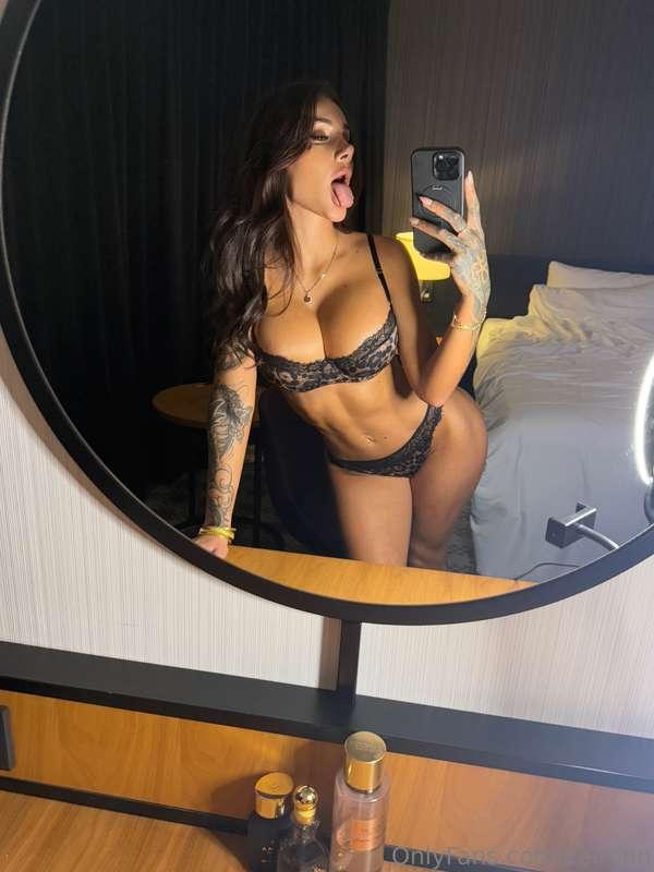 🐯👅