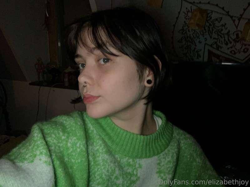 planning to dye my hair again soon :D thoughts?