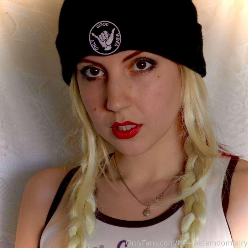 @thefemdomfairy