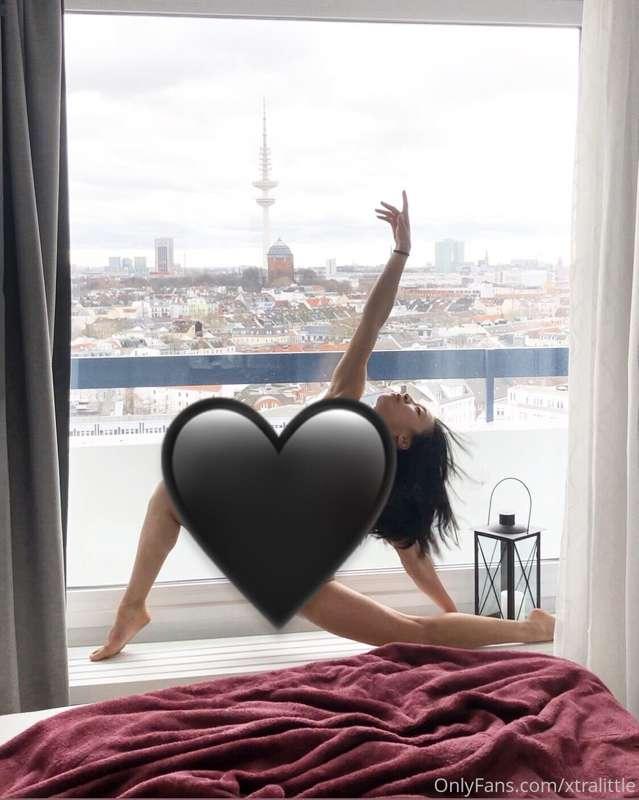 Express yourself! 🔥
Check out my exclusive account, @xtralad..
