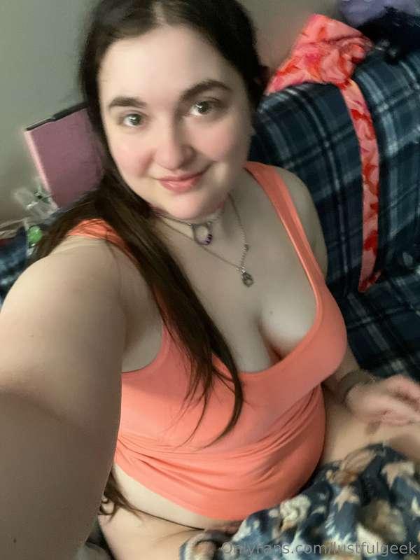 lustfulgeek image #0