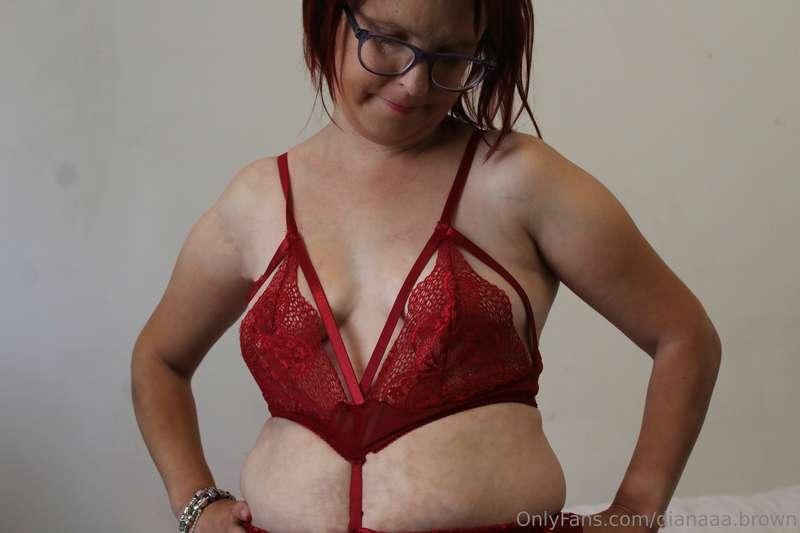 i noticed my neighbor was watching me while is was taking th..