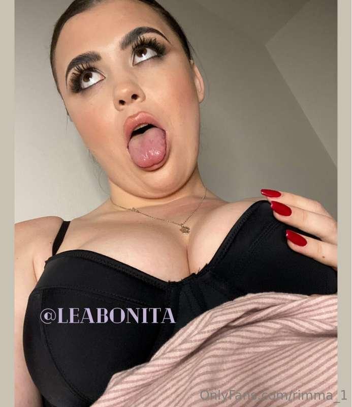 Big Boobs ✅
Juicy Ass ✅
Naughty and Horny ✅

I got all you w..