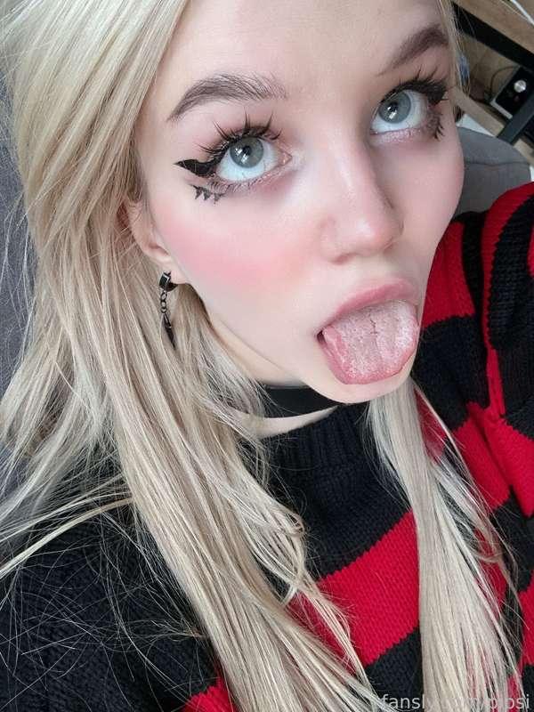 fill my virgin mouth please 😈 #Cosplay #fyp #Egirl #Cutie #petite #skinny #ass  #young #18yo  #babyface  #fyp  #teen  #tits   #egirl  #tiktok  #babygirl #cosplay #gamergirl #tiny