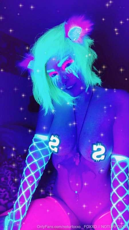 Go and check meowt on Patreon too! 💕Patreon.com/noturfoxxo