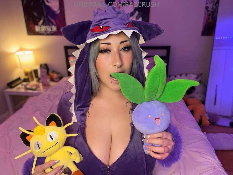what's your favorite pokémon?! mine is alolan vulpix