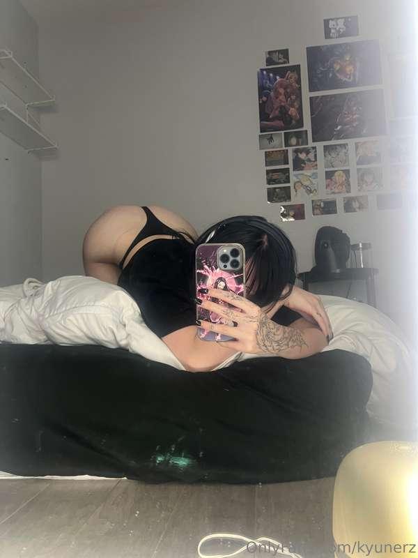 Wyd if u walk in on me like this? 