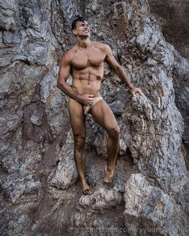 Come get dirty with me. Let's play...It's slippery. There's ..