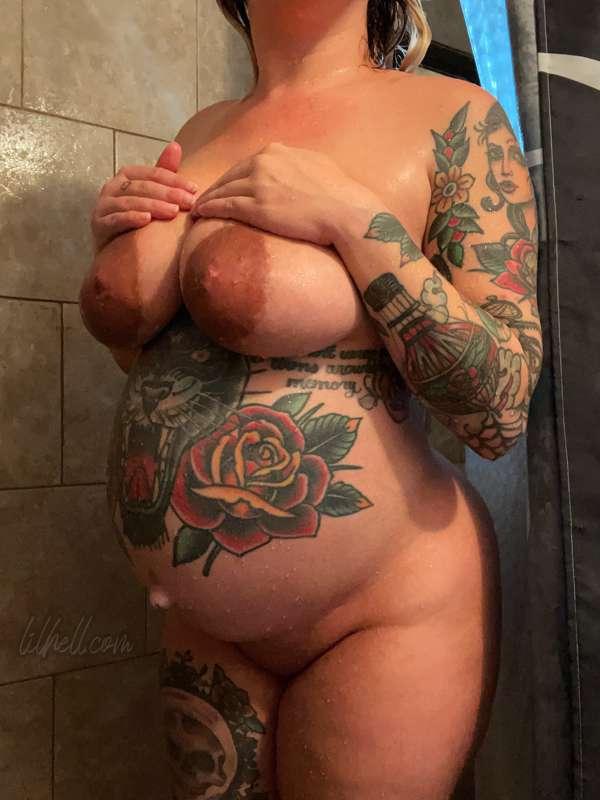 Want a taste 😋💦