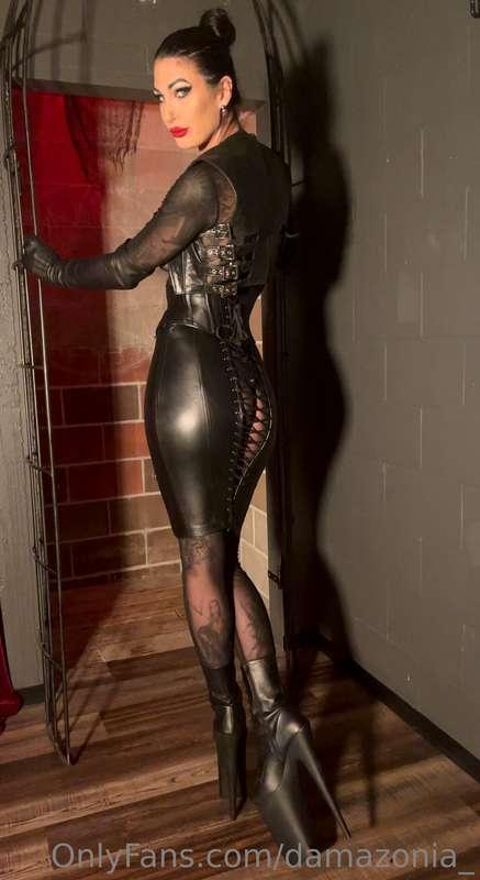 Let's play in my dungeon 😈