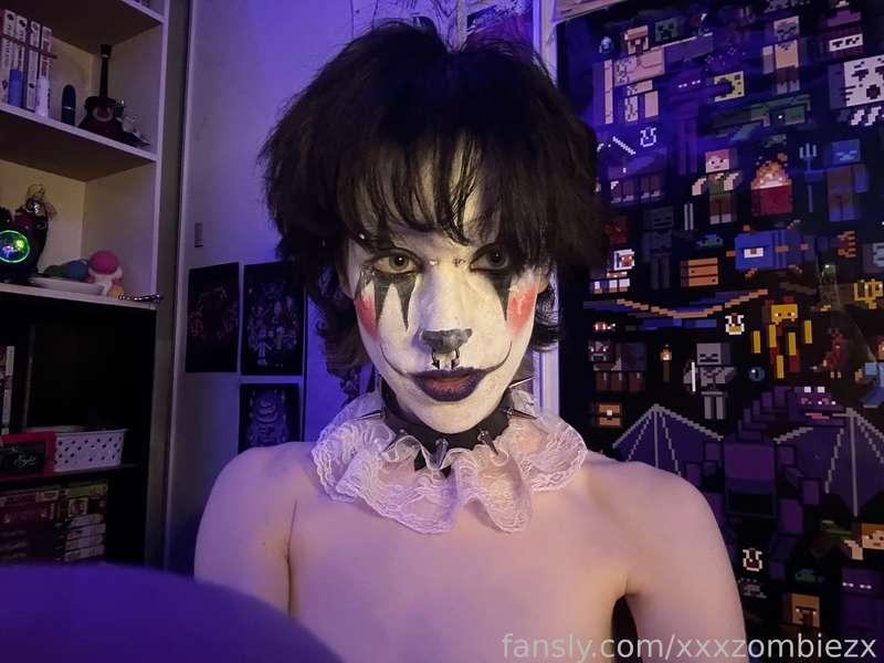 xxxzombiezx image #1